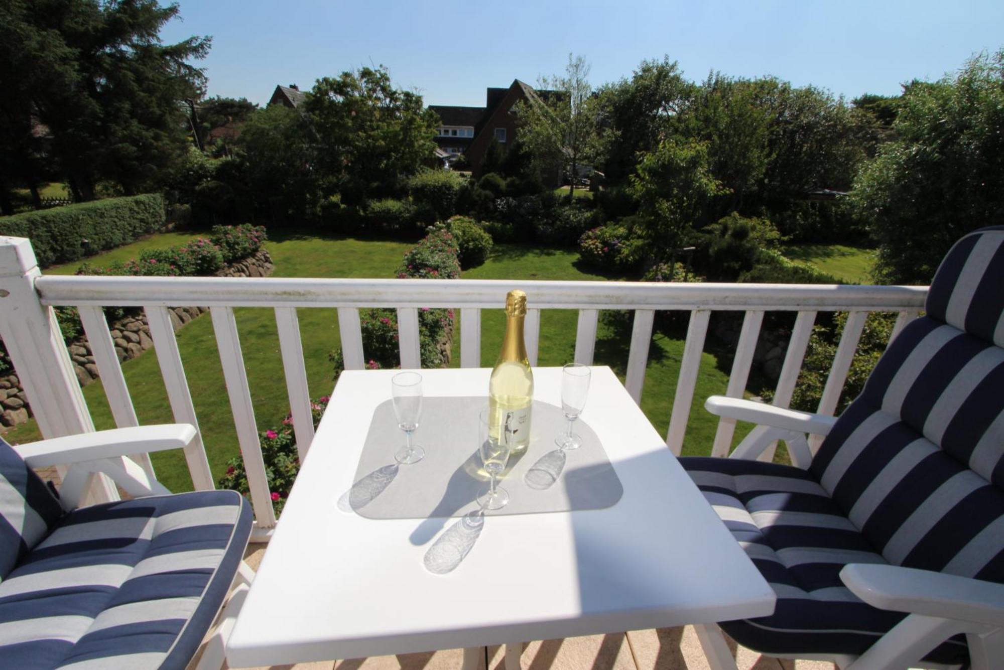 Weidenstieg 16a, App 6 * Wenningstedt-Braderup